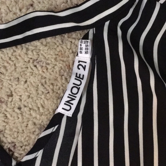 Unique 21 Bow Back Shirt - Picture 5 of 6